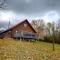 Modern Log Cabin with Vineyard Views - Penn Yan