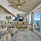 Queens Cottage PCB beach-front condo with regal gulf views - بنما سيتي بيتش