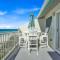 Queens Cottage PCB beach-front condo with regal gulf views - بنما سيتي بيتش