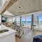 Queens Cottage PCB beach-front condo with regal gulf views - بنما سيتي بيتش