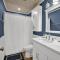 Queens Cottage PCB beach-front condo with regal gulf views - بنما سيتي بيتش