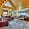 Peaceful Garden Valley Cabin with Private Deck!