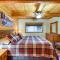 Peaceful Garden Valley Cabin with Private Deck!