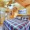 Peaceful Garden Valley Cabin with Private Deck!