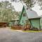 A-Frame Cottage with Deck about 5 Mi to Lake Bastrop! - Bastrop