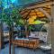 Casita Hosum: Modern WFH Garden Suite w/ Gazebo Outdoor Kitchen & BBQ - San Jose