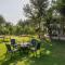 StayVista's Nature Ville - City Escape with Terrace-Balconies with View, Lawn & Gazebo - Jaipur