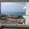 מול החוף במלון רמדה נתניה - Netanya