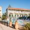 Manthos Beachfront Apartments - Laganas