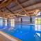 Seashell House with SEA VIEWS and FREE GYM POOL PASS