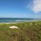 SA227, When Pigs Fly- Oceanfront, Ocean Views, Close to Beach Access, SUN-SUN - Sanderling