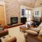 SA180, Siren Song- Oceanside, Screened Porch, 100 ft to Beach Access - Sanderling