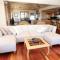 SA180, Siren Song- Oceanside, Screened Porch, 100 ft to Beach Access - Sanderling