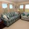 SA180, Siren Song- Oceanside, Screened Porch, 100 ft to Beach Access - Sanderling