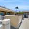 Tropical Elegance Golf Course Penthouse