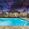 Your Gateway to Waves and Luxury