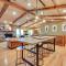 Highlands Haven Fireplace, Deck and Mountain Views! - هايلاند