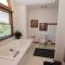 WC1077, Seaside Manor- Oceanside, Private Pool, Hot Tub, Sun Decks - Corolla