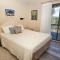 WC902, Point of View- Oceanside, 4 BRs, Dogs Welcome, 1200 ft to Beach Access - Corolla