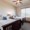 H4 Coral Springs Resort sleeps 8 guests, 3bd and 2 bathrooms with an outdoor fireplace - Hurricane