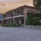 Hotel Doupiani House