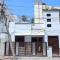 Heritage home with 3 bed/3 bath with kitchen in a residential neighborhood. - Madurai