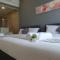 UN1 28 Millionaire Seaview Bathtub GMC Gurney 无敌海景