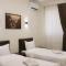 Hotel 1946