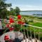 Selliner Ferienappartements mit Balkon und Seeblick