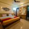 Shradha luxury room