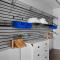 Ballard 1br w lounge bbq nr shopping bars SEA-650
