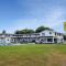 Super 8 by Wyndham Niagara Falls ON