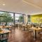Vienna House Easy by Wyndham Wuppertal