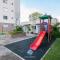 Apartamento a 150m da PRAIA com Ar-condicionado, Wi-Fi Condomínio com PISCINA, quadra de esportes Playground infantil a 15 minutos do Beto Carreiro