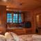 7Hills Finnish Luxury Chalet by Ski Alure - Eptalofos