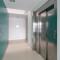 Private room with AC- microwave, personal fridge & metro access - 7 min to center - Vídeň
