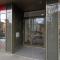 Private room with AC- microwave, personal fridge & metro access - 7 min to center - Vídeň