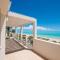 Aqua Del Rose 3 BR Beachfront Cottage