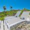 Aqua Del Rose 3 BR Beachfront Cottage