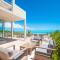Aqua Del Rose 3 BR Beachfront Cottage