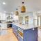 Lakefront Inverness Getaway with Kayaks and Bikes! - إينفيرنيس