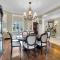Luxury 4BR - Pool Table - 10 min to Yorkdale Mall