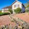 Large Deck and Mountain Views Prescott Getaway!
