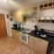 3 bed home in Cheltenham Town Centre with FREE PARKING for 1 car