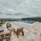 Kozy for you, Piscine & Terrasse sur le toit
