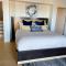 Mod2bd2ba ShowstoprViews. BBQ. Garage.