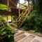 Cabinas Playa Surf Hostel