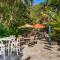 Tropical Blue Water beachside 7