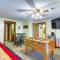 Burnside Resort Cabin with Hot Tub and Outdoor Spots!