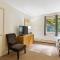 Cedarbrook Two Double bed Standard Hotel room 217 Cedarbrook Two Double bed Standard Hotel room 217